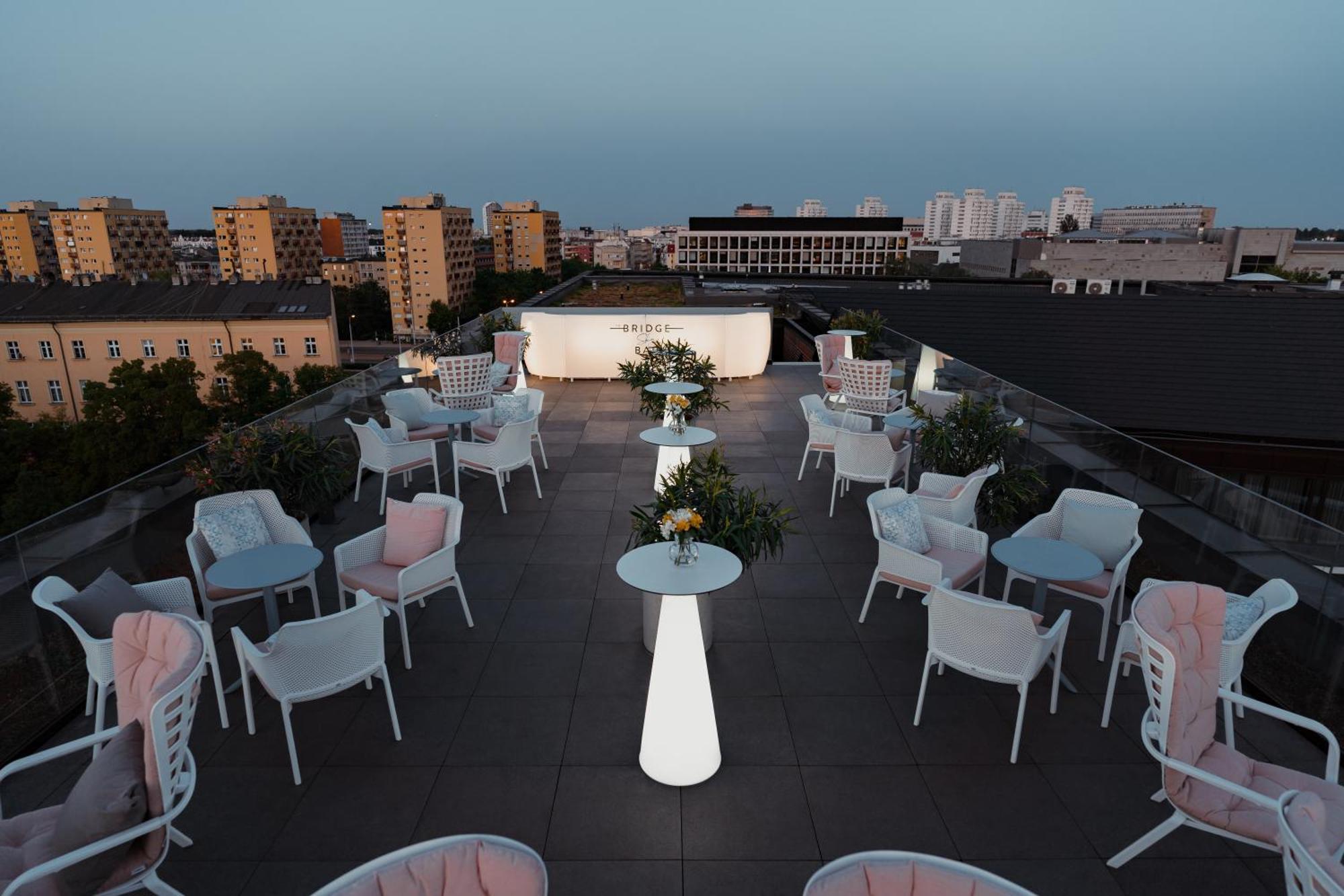 The Bridge Wroclaw - Mgallery Exterior foto The rooftop of the hotel